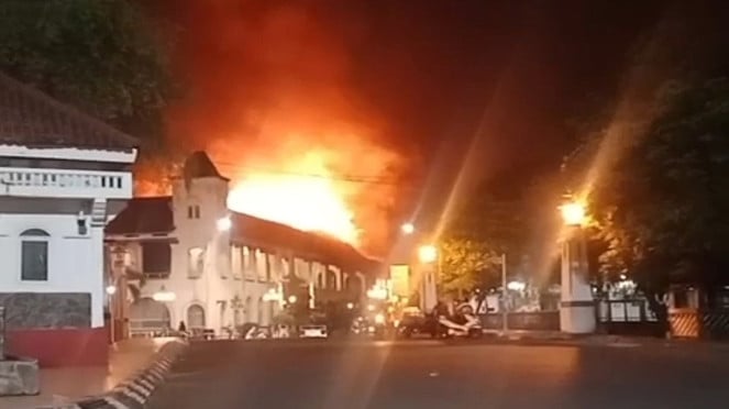 Miércoles (27/08/25) Fuego el miércoles en Old Semarang Town