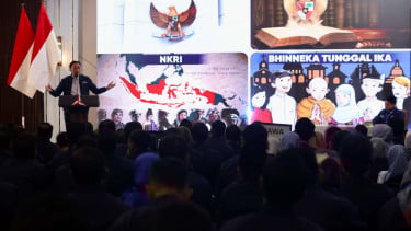 Ibah dio una conferencia a Yudhiono Bimtek Democrático