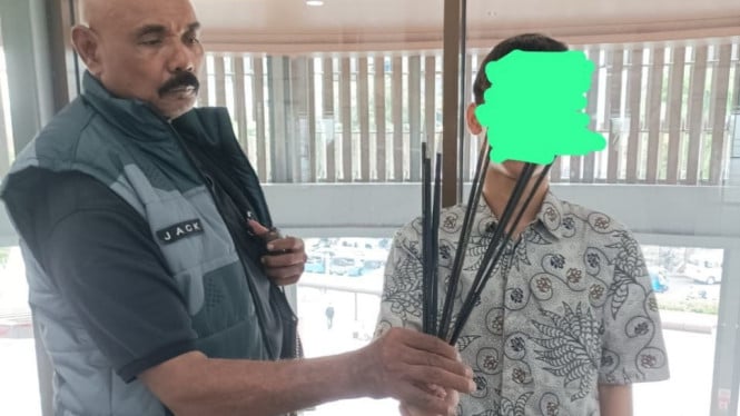 Penampakan Pelajar yang Bawa 9 Busur Panah Mau Nyusup Demo Buruh di DPR