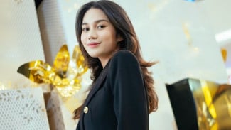 Azizah Salsha Tepis Tangan Pratama Arhan