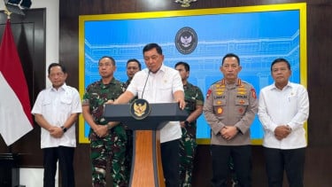Ministro de Defensa (Defensa) Sajafri Sajamoiddin
