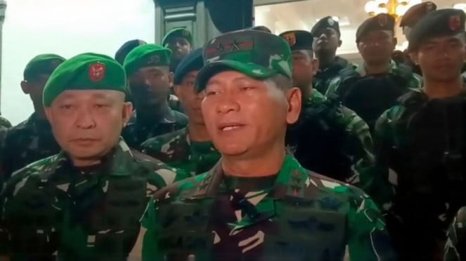 Pangdam III/Sillywi Mayazen Teeni Kosasih