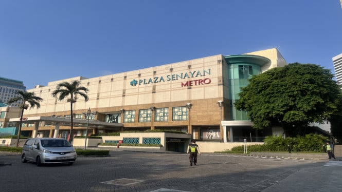 Kondisi Mal di Kawasan Senayan Pasca Demo, Beberapa Toko Branded Masih Tutup dan Kosongkan Display Barang
