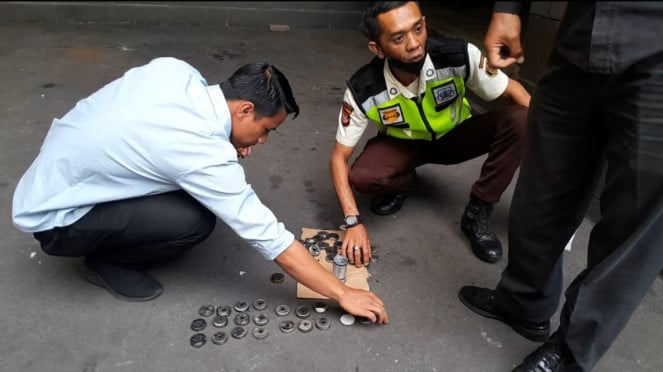 Los oficiales de seguridad obtuvieron 40 conchas de gas lacrimógeno en el campus de Unisba Bandung