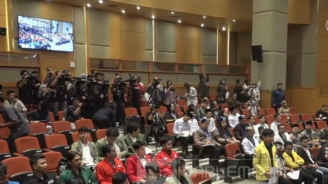 Los estudiantes alcanzan sus deseos bajo el liderazgo de DPR