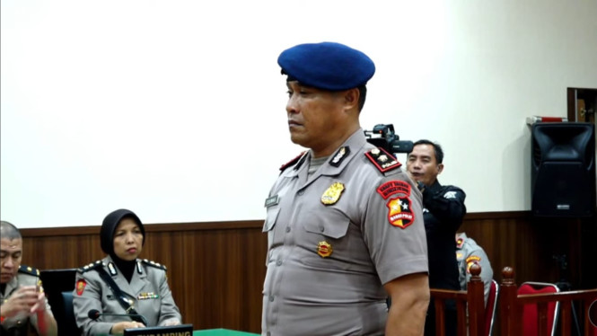 Sambil Menangis Begini Pengakuan Lengkap Kompol Cosmas Pasca Dipecat dari Polri Buntut Kasus Rantis Maut