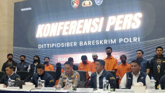 Ditangkap! Penghasut Massa ke Rumah Sahroni dan Polres Jakut Ternyata Suami Istri
