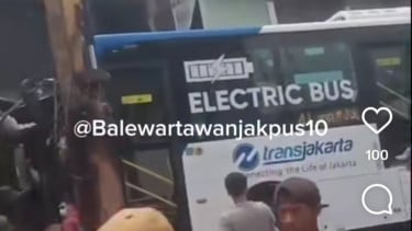 La captura de pantalla de Transjakarta llegó a una tienda en el sur de Yakarta