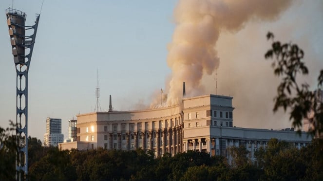 Los misiles y los drones rusos apuntan a los edificios gubernamentales de Kiev Ucrania