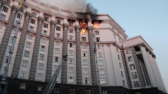 Rudal dan drone Rusia menyasar gedung pemerintahan Ukraina di Kyiv