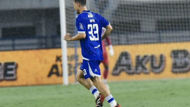 Persib Bandung Midfielder, Thom Haye