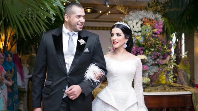 Tasya Farasya y Ahmed Assegaoff.