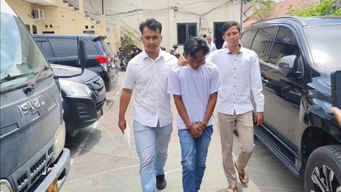 Viral Pria Pura-Pura Tertabrak di Cirebon, Polisi Langsung Amankan Pelaku