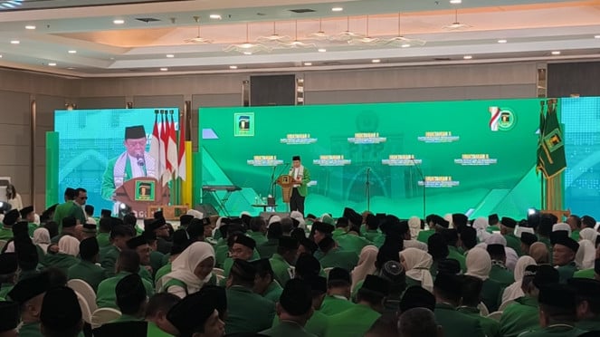 PPP Presidente interino Muhamad Mardiono