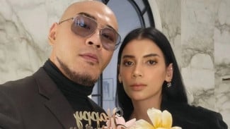 TERPOPULER: Kecurigaan Netizen Rumah Tangga Deddy Corbuzier Retak, Alasan Pratama Arhan Cerai