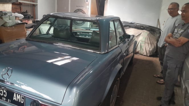 Mercedes -Benz Classic Cars 280 SL BJ Habibi Redwan Kamil comprado