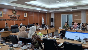 Rapat Pansus Rancangan Peraturan Daerah Kawasan Tanpa Rokok (Raperda KTR) DPRD DKI Jakarta