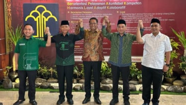 Menteri Hukum Supratman Andi Agtas bersama Mardiono dan Agus Suparmanto 