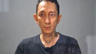 Warga Panik! ODGJ Ngamuk di Cilandak, Pak RT dan 3 Orang Luka Ditusuk Karambit