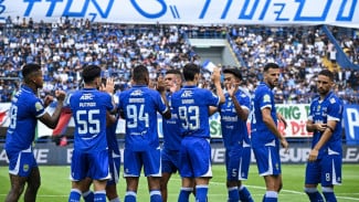 Kalahkan Dewa United, Persib Bandung Tempel Ketat Persija dan Borneo di Klasemen Super League 2025-2026