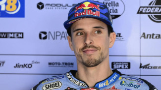Alex Marquez Dapat Kesempatan Langka  Debut Geber Ducati Tercanggih di 2026!