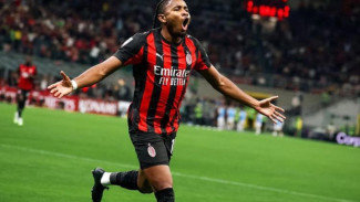 AC Milan Kudeta Puncak Klasemen Liga Italia, Aksi Nkunku Antar Kemenangan Telak di San Siro