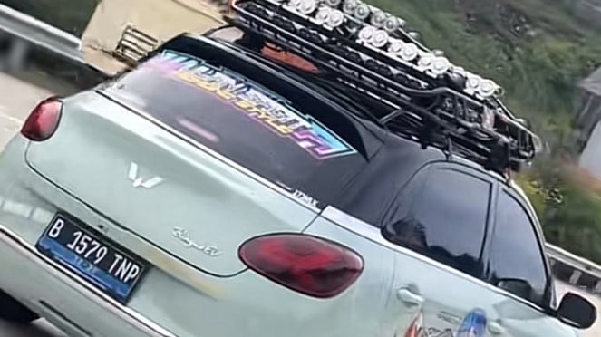 Wuling Binguo EV pakai klakson telolet dan strobo