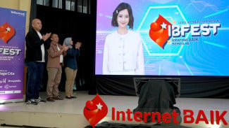 Telkomsel Siap Cerahkan Literasi AI Generasi Muda Indonesia, Internet BAIK Festival (IBFEST) Series 10 Hadir di 4 Kota