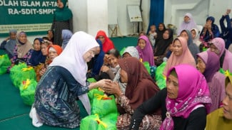 Gelar Tali Asih Ramadhan, DPP Perempuan Bangsa Salurkan Bantuan untuk Dhuafa-Lansia