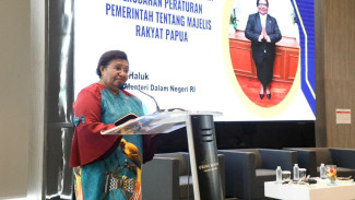 Wamendagri Ribka Haluk Tekankan Penguatan MRP dalam Penyusunan RPP Perubahan Kedua PP 54 Tahun 2004