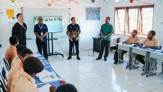 Datangi Sekolah di Nabire Papua, Kaesang Ngaku Bakal Sampaikan Aspirasi Pelajar ke Pemerintah Pusat