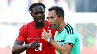 Pernah Pulangkan Cristiano Ronaldo, Begini Rekam Jejak Kontroversial Wasit Facundo Tello yang Pimpin Prancis Vs Maroko