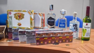 Kanwil Bea Cukai Jakarta Musnahkan Rokok dan Miras Ilegal Senilai Rp20,18 Miliar