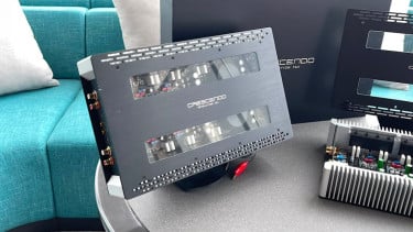 Amplifier audio mobil
