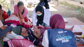 Petrokimia Gresik dan Pupuk Indonesia Salurkan Kebutuhan Dasar ke Warga Terdampak Gempa NTT