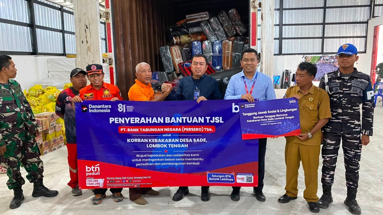 BTN Kirim Bantuan ke Warga Terdampak Kebakaran Desa Adat Sade