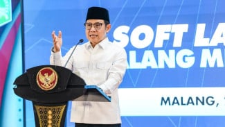 Menko PM Sebut Transformasi Pesantren Bisa Atasi Kemiskinan