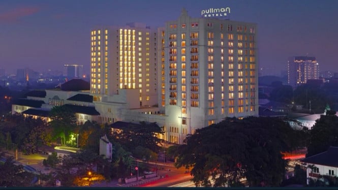 3-hotel-strategis-dekat-gedung-sate-bandung-untuk-liburan-keluarga