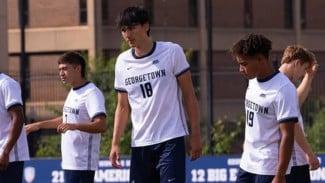 Cetak 10 Gol dan 12 Assist, Mitchell Baker Bawa Georgetown Hoyas Juara di Amerika Serikat
