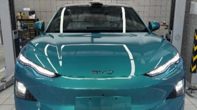 byd-seal-07-sudah-mejeng-di-diler-tenaganya-402-hp